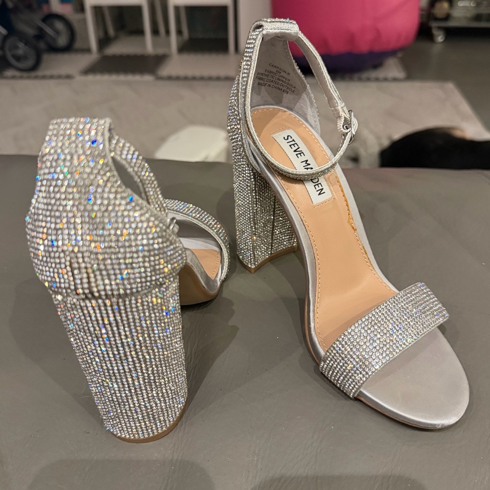 Steve Madden Glittering crystal Silver chunky Heels